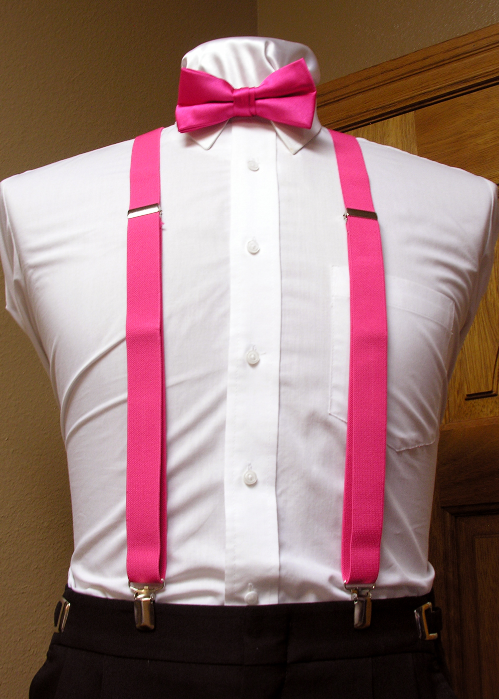 Spencer J's Fuchsia / Hot Pink Matching Bow Tie and Suspender set 1" Men's X Back Clip Spencer J's