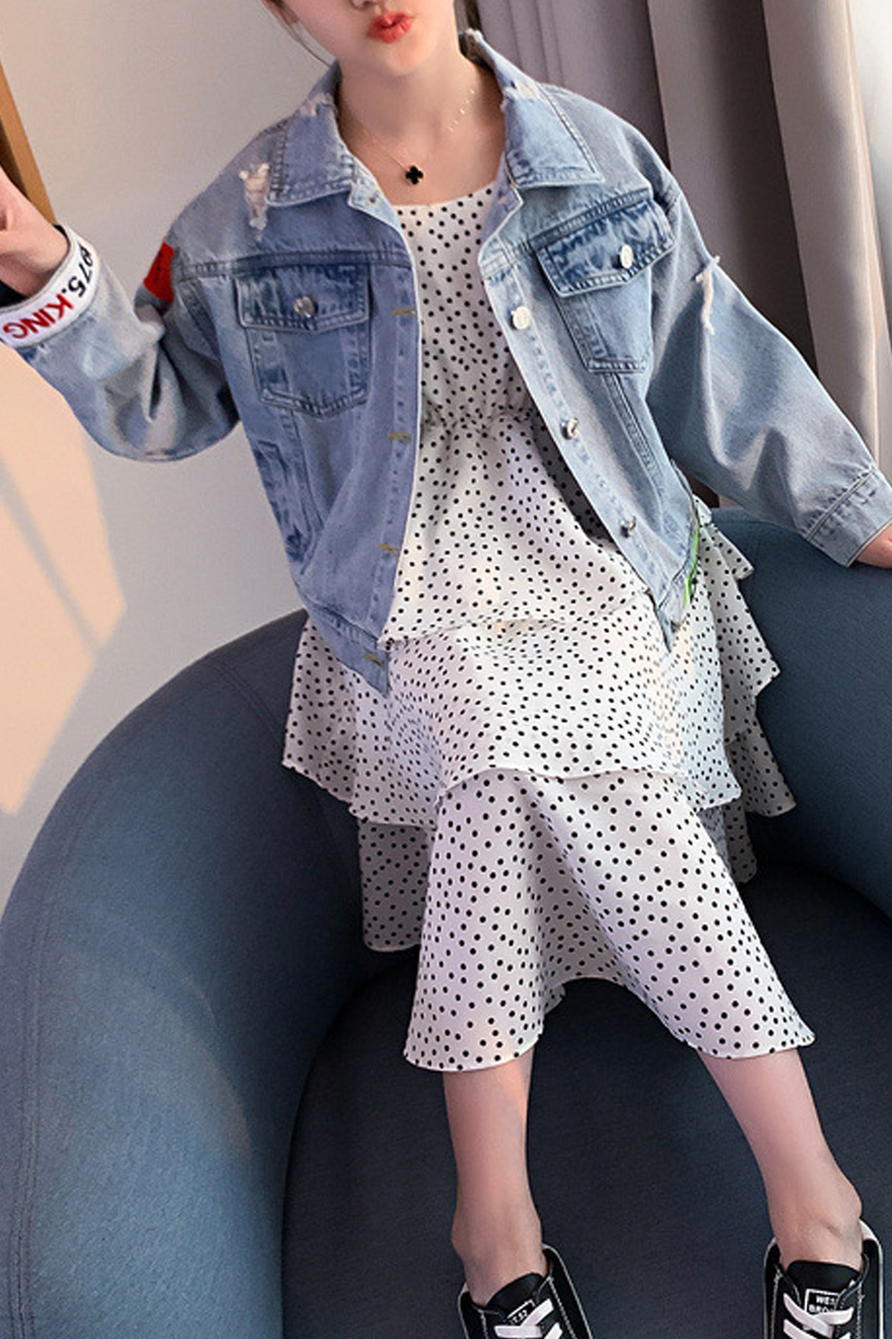 stylish denim jacket for girls