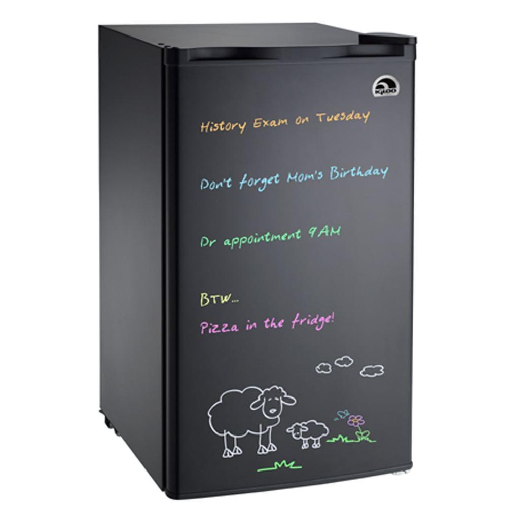 Igloo Eraser Board Refrigerator  3.2 cu ft Premium Black