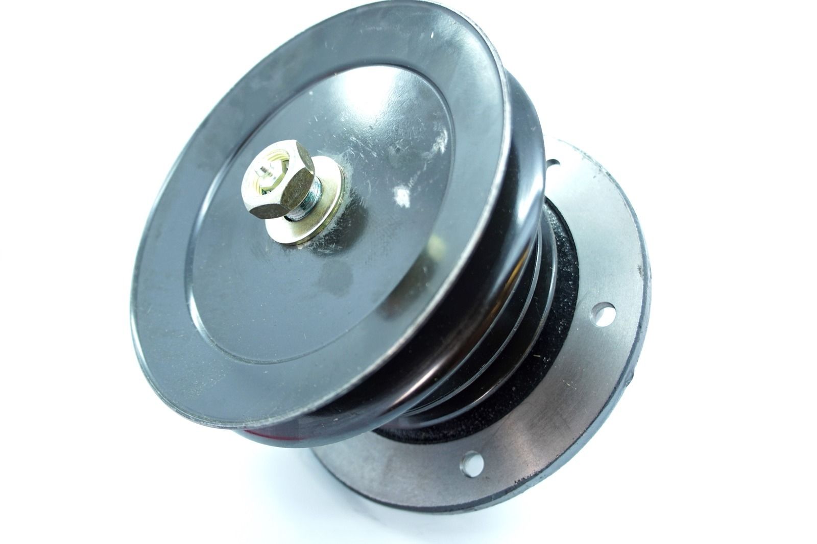 thumbnail interactive-video image 1 of Genuine OEM Toro Spindle Shaft Assembly (105-1686) - Replaces 106-0800, 51-3551 1 of 4