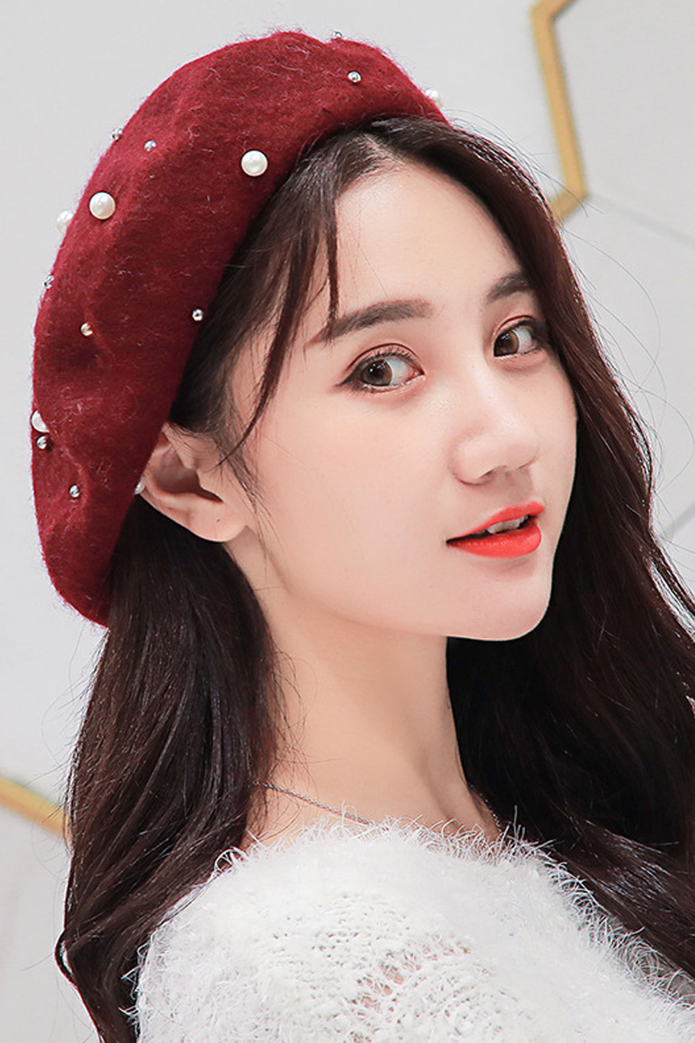 Tom Carry Women Elegant Pearl Decorated Warm Fashion Beret Hat display picture 3
