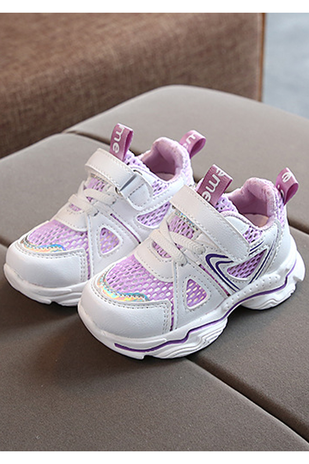 Selected Color is 2008 fluorescent net shoes purple
