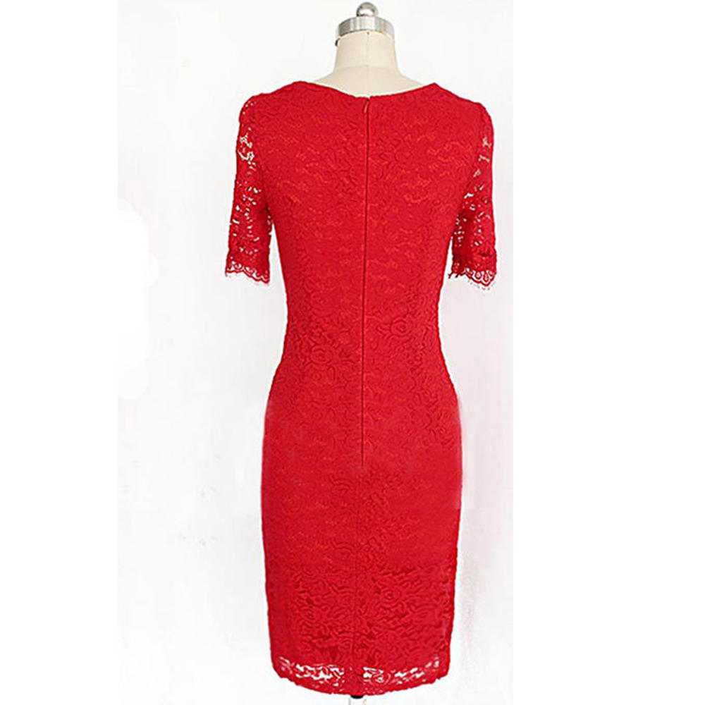 TOMCARRY KATE MIDDLETON WEARING RED LACE DRESS