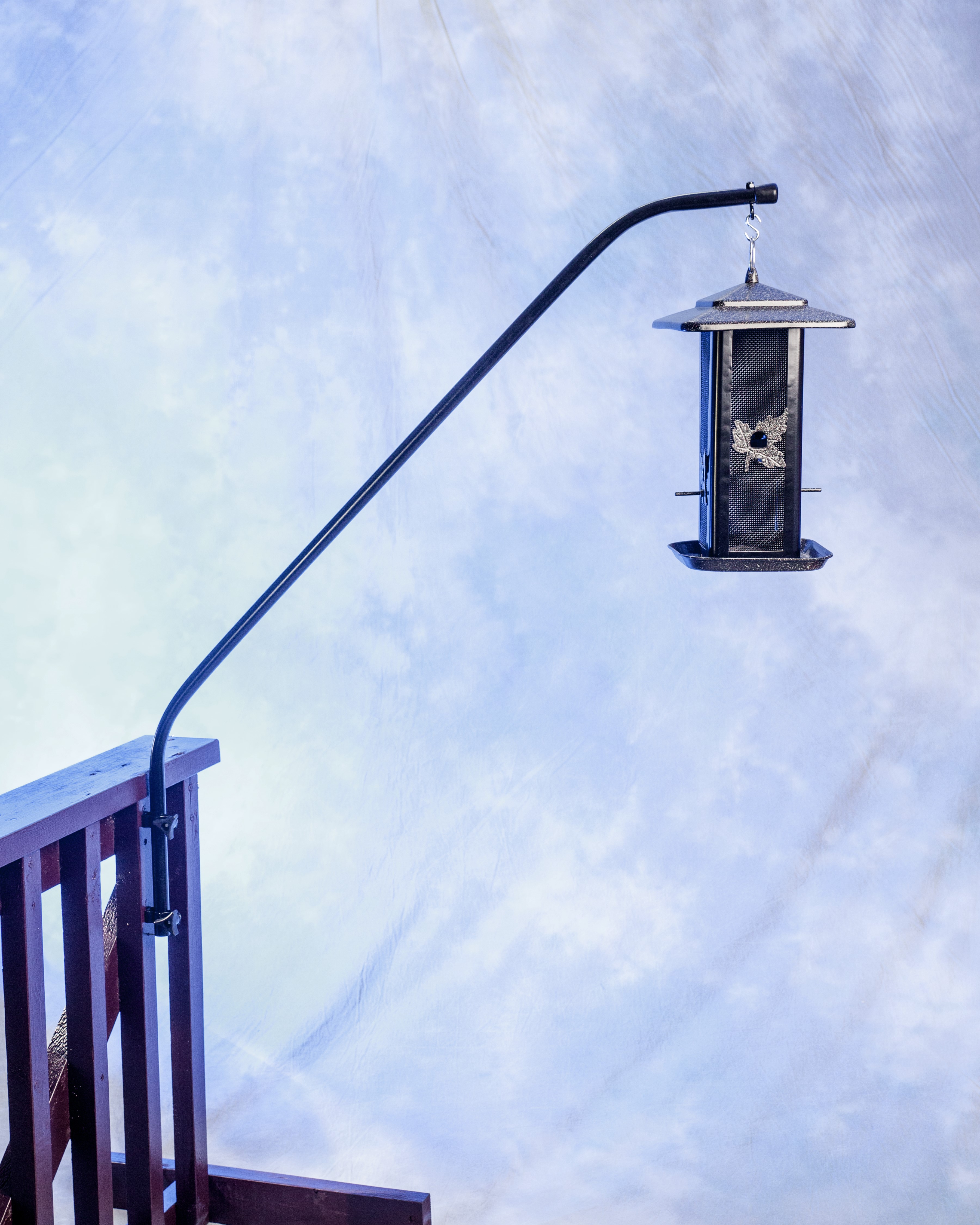 bird feeder swing arm hanger