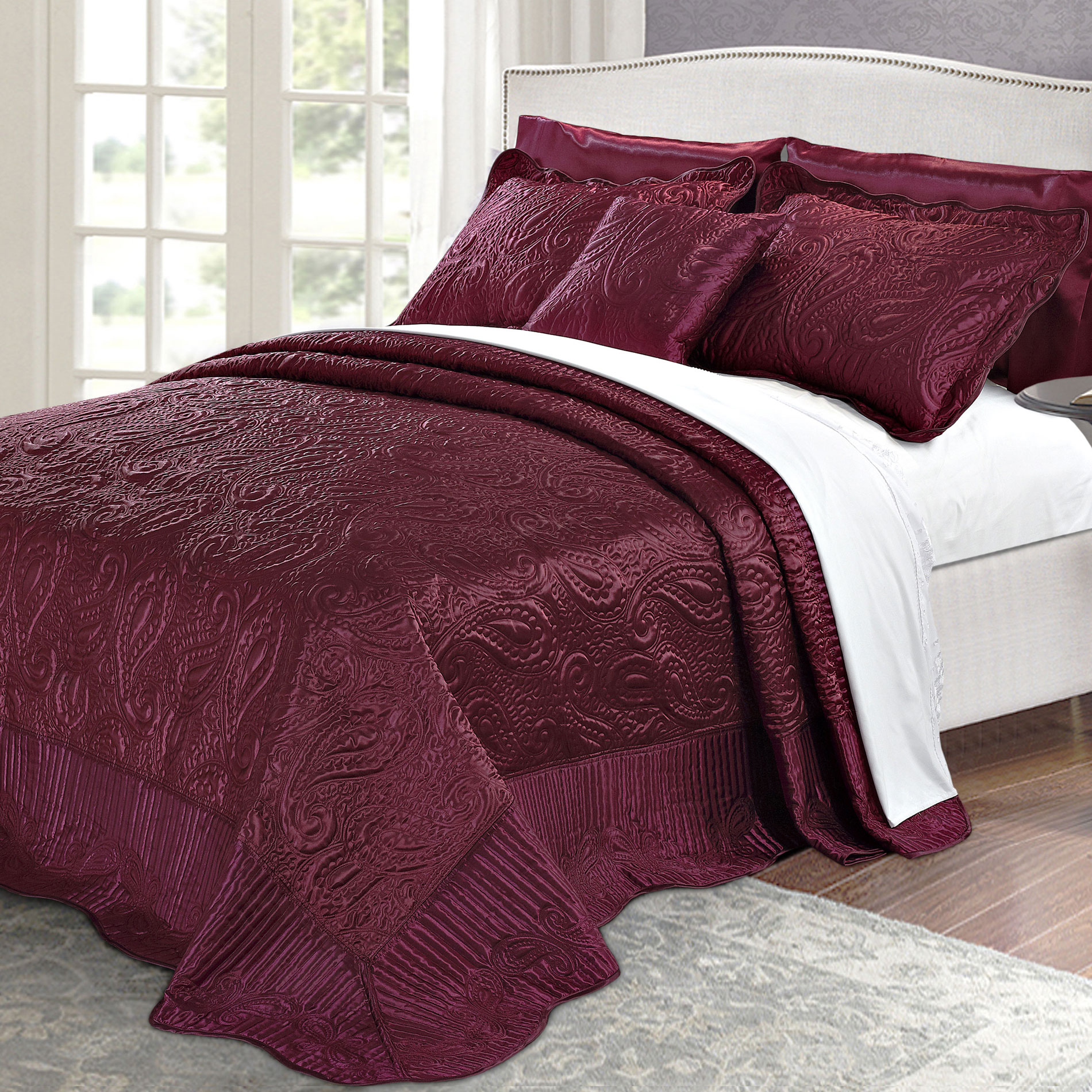 Serenta Quilted Satin 4 Piece Bed Spread Set