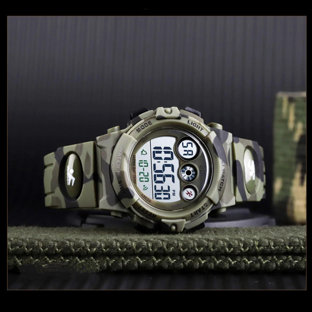 SKMEI Boys Digital Military Sports Watch, 50M Water Resistant, 7 to 11 year olds, w Gift Box