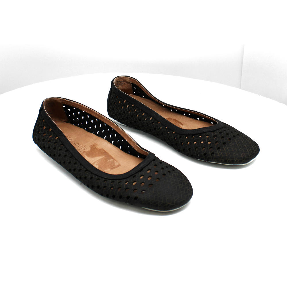 Gentle Souls by Kenneth Cole Flats