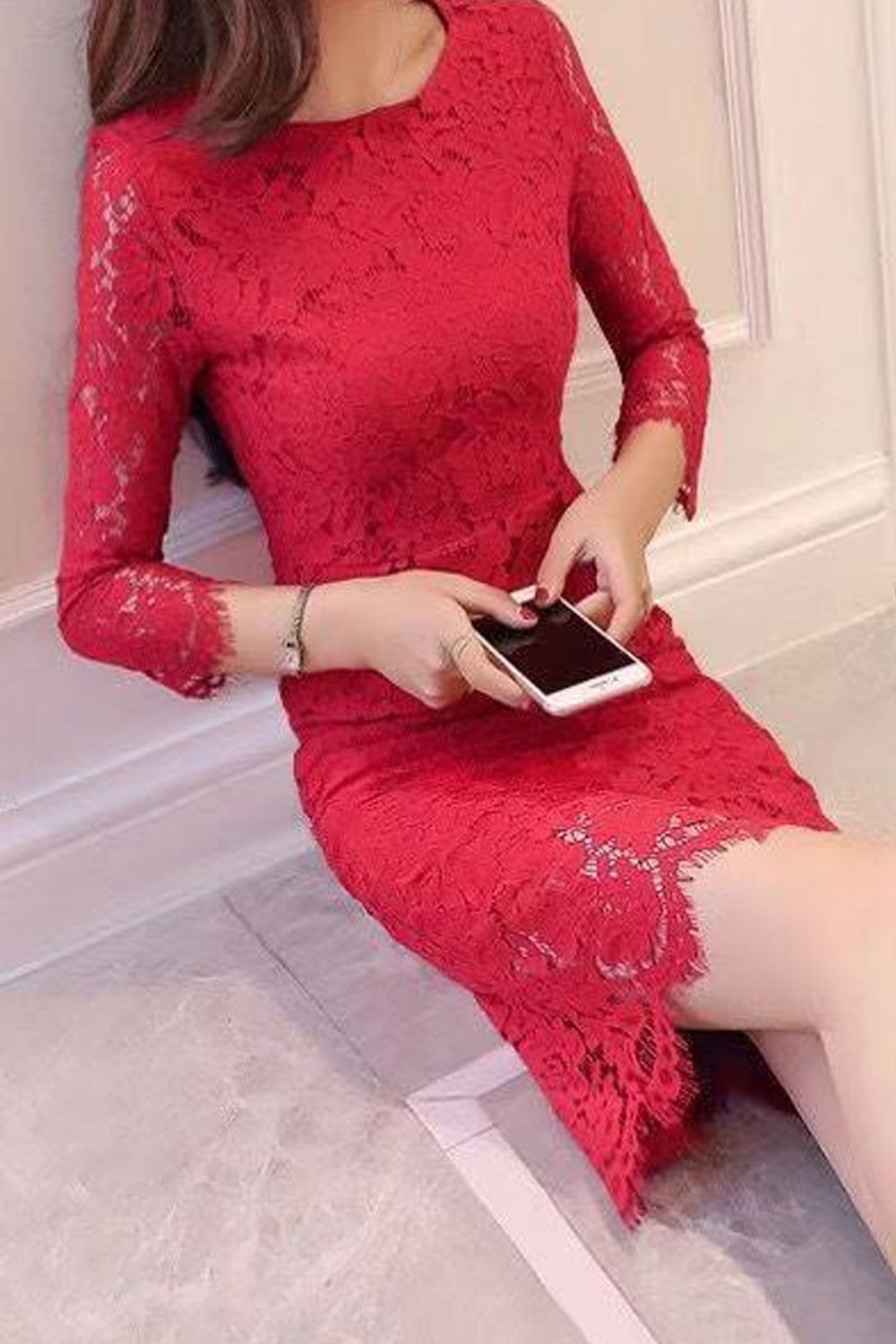 Zara Beez Women Appealing Lace Pattern Round Neck Long Sleeve Knee Length  Slim Fit Fabulous Party Evening Dress