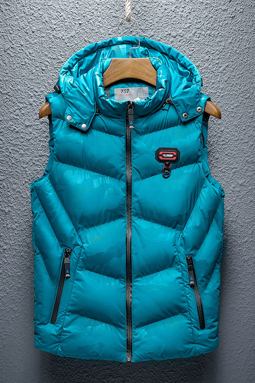 zara man sleeveless jacket