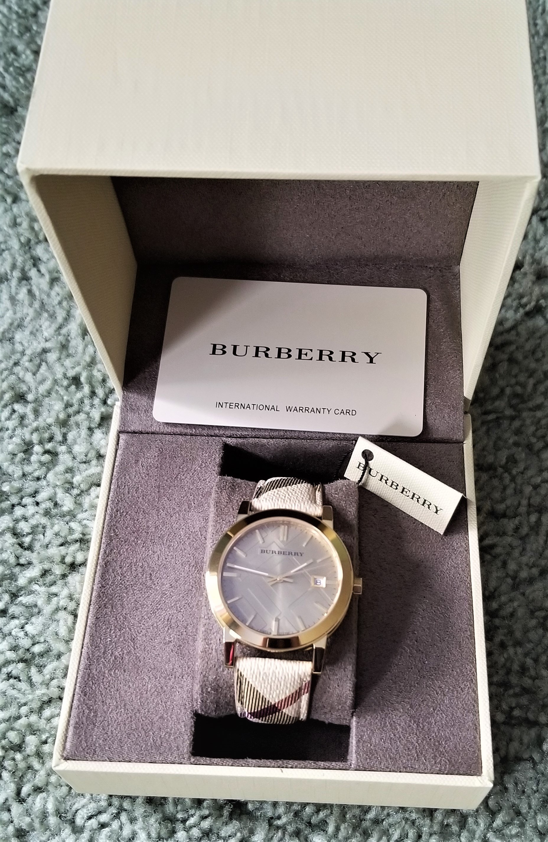 burberry bu9026