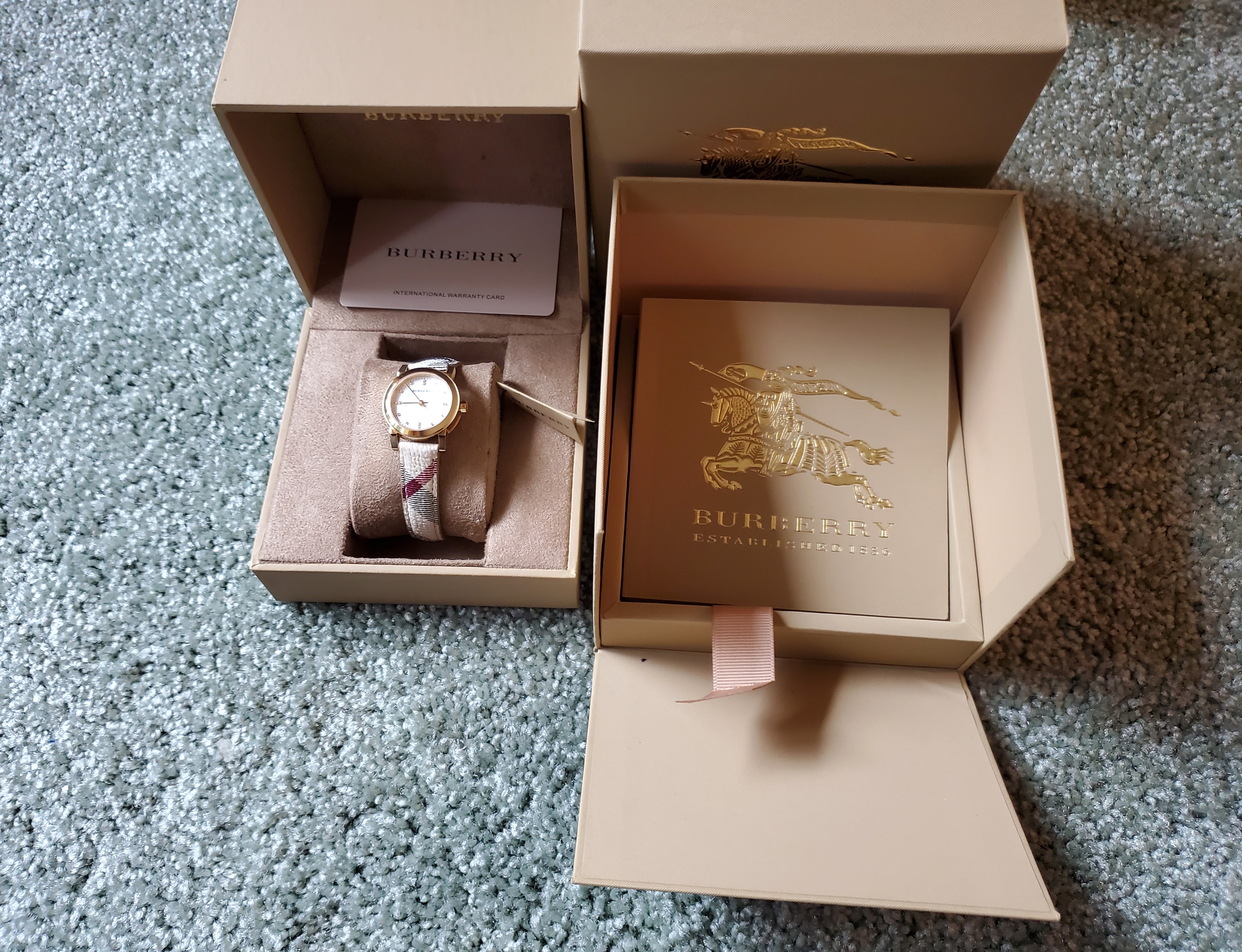 burberry bu9226