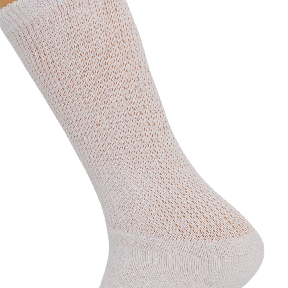 AWS/American Made White Diabetic Crew Socks for Women and Men Loose ...