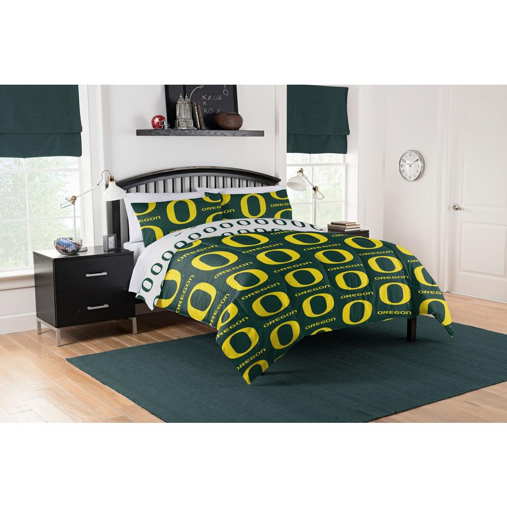 The Northwest Group NCAA Oregon Ducks Rotary Queen Bed In A Bag Set