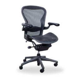Herman Miller Classic Herman Miller Aeron Office Chair Size B - Fully Loaded Feature, Lumbar Pad and Tilt Function - Easy Assembly