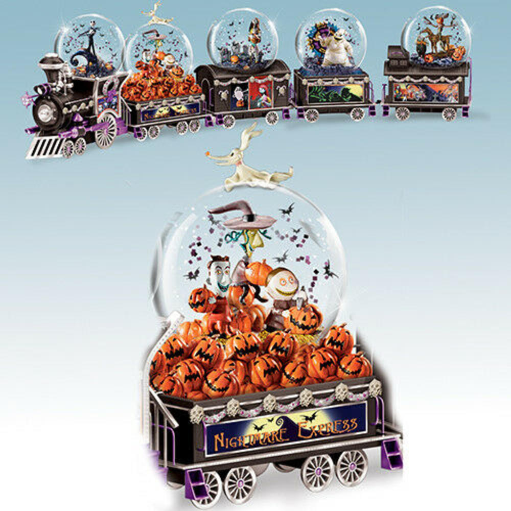 The Bradford Exchange Tim Burton Nightmare Before Christmas GLITTER GLOBE TRAIN CARVING OUT SOME MISCHIEF Issue #2