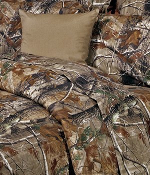 Realtree All Purpose Camouflage 8 Pc King Comforter Set And Set Of