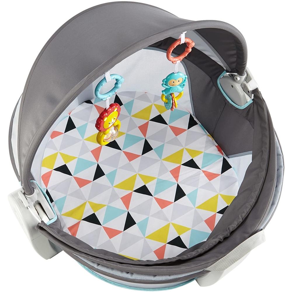 Fisher-Price DRF13 Fisher-Price On-The-Go Baby Dome - Use Indoors or Out - Comfy Pad for Your Little One To Nap On or Play
