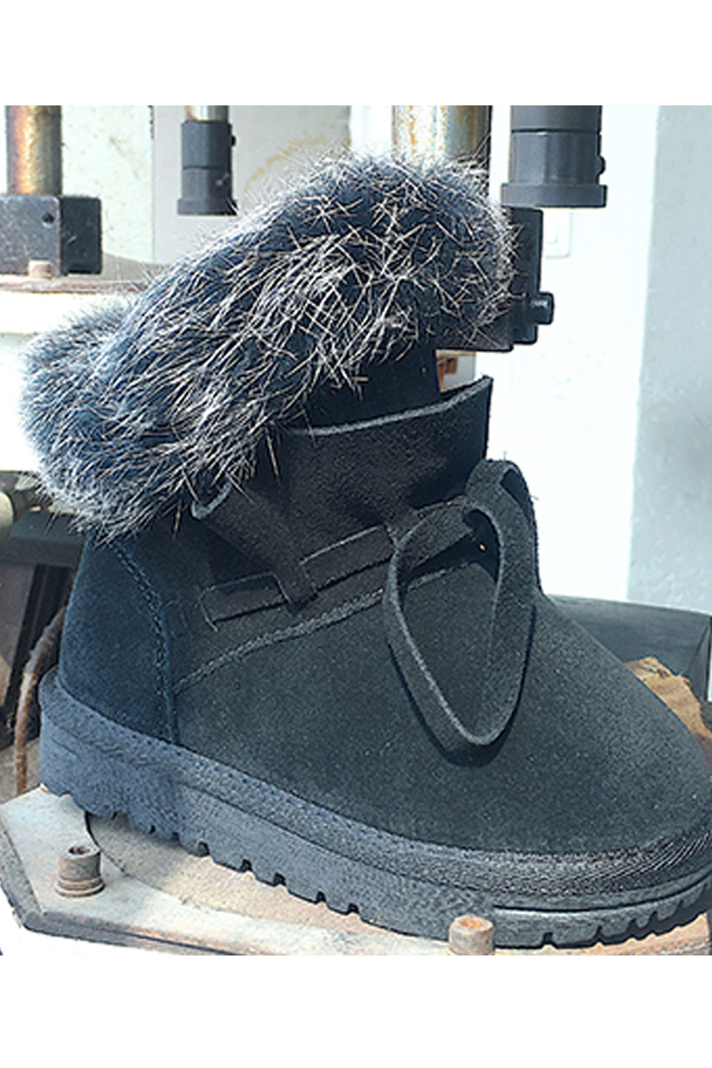 breathable winter boots