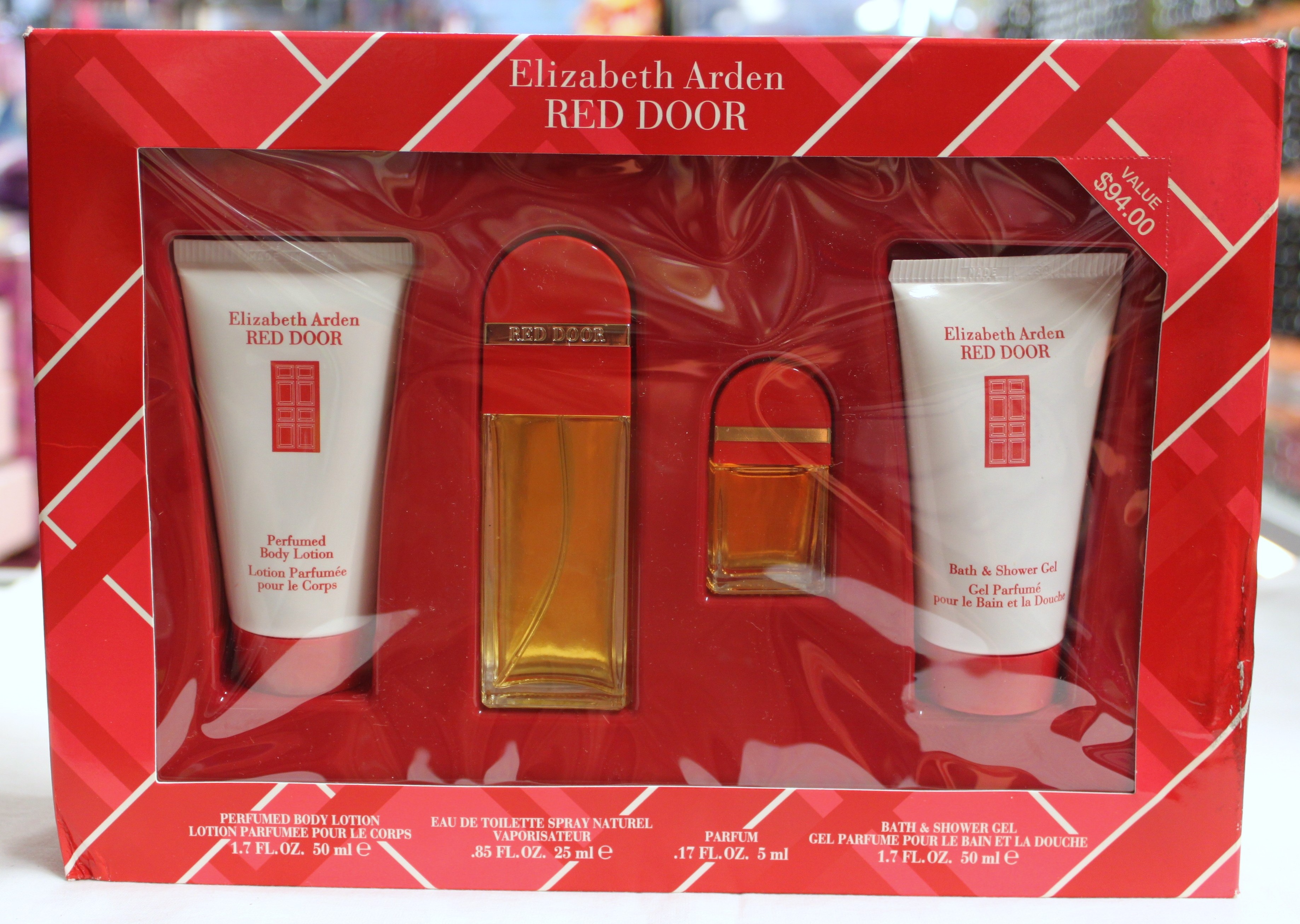 red door gift set by elizabeth arden