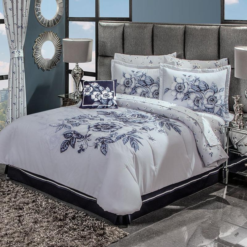 Xhilaration Full Queen Pretty Coal Black Ruffle Comforter Set With