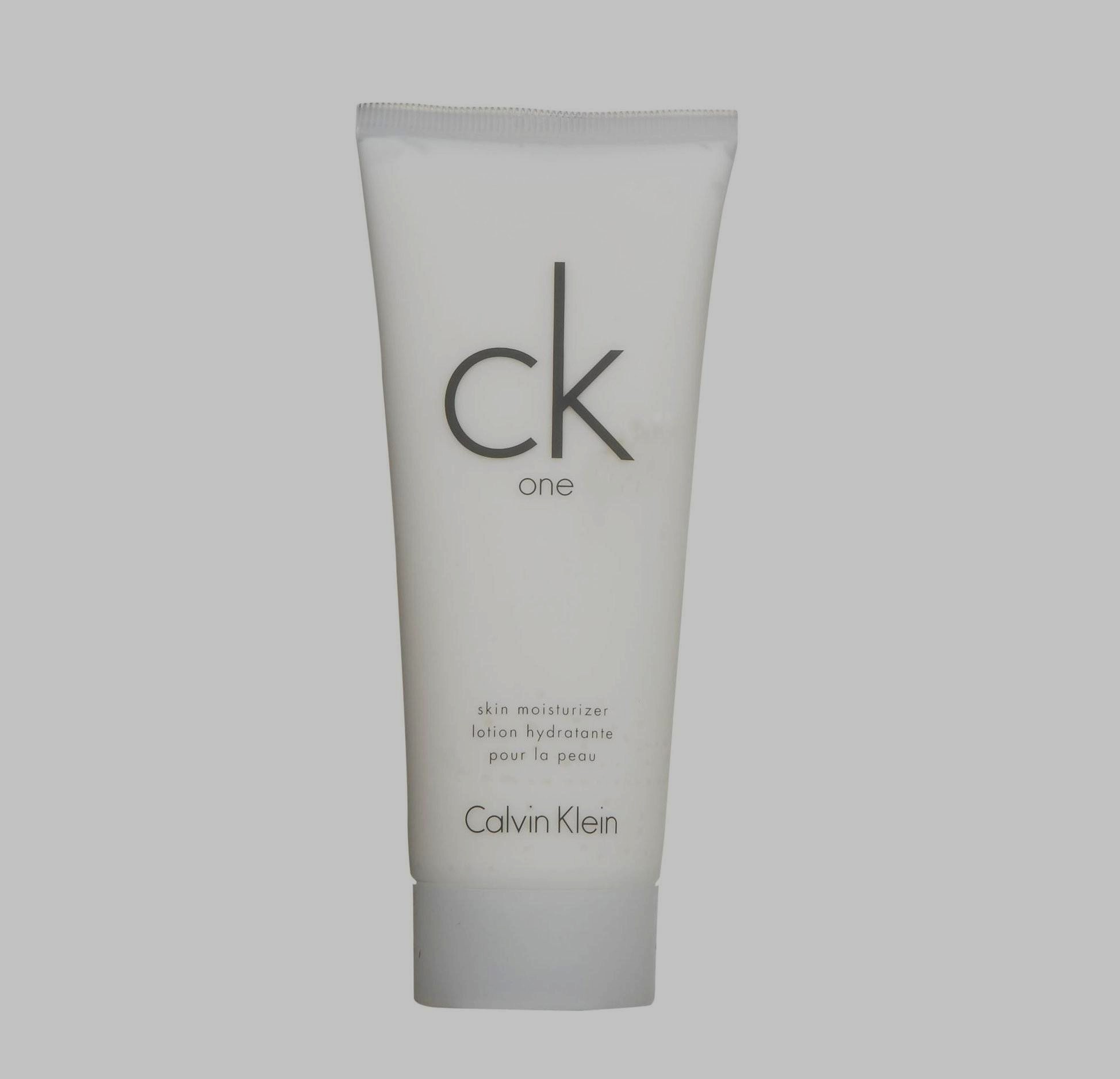 begin samenwerken meisje Calvin Klein CK ONE by CALVIN KLEIN for WOMEN or MEN 6.7 FL.OZ / 200 ML  SKIN MOISTURIZER LOTION HYDRATANTE