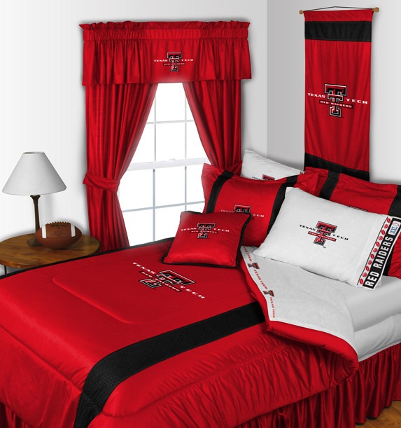 Sports Coverage Texas Tech Red Raiders 6 Pc QUEEN Comforter Set and One Matching Window Valance/Drpae Set (84 Inch Drapes)