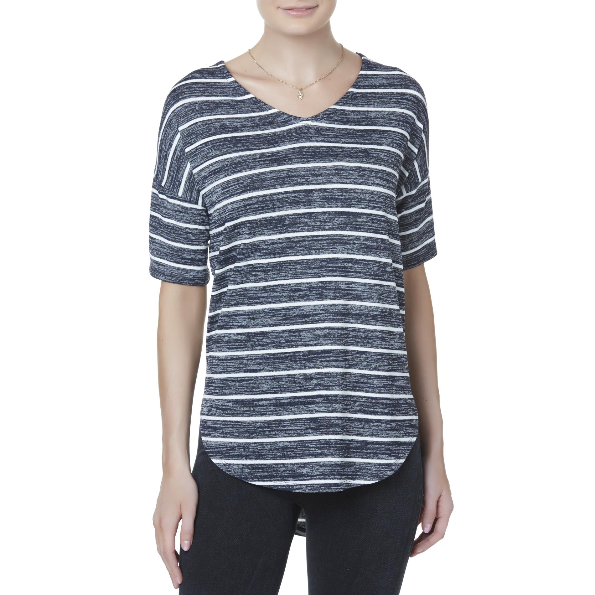 Simply Styled Women's V-Neck Top - Striped