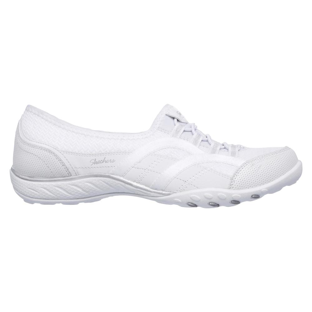 Skechers Women's Relaxed Fit Breathe Easy Faithful Sneaker - White