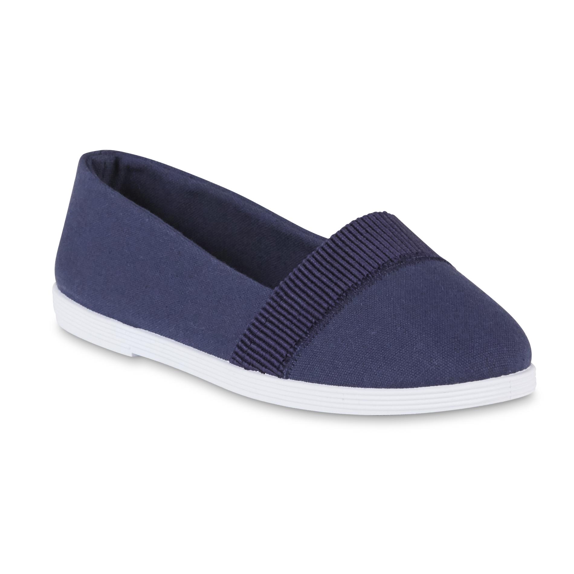 Basic Editions Women's Hana Blue Skimmer Shoe