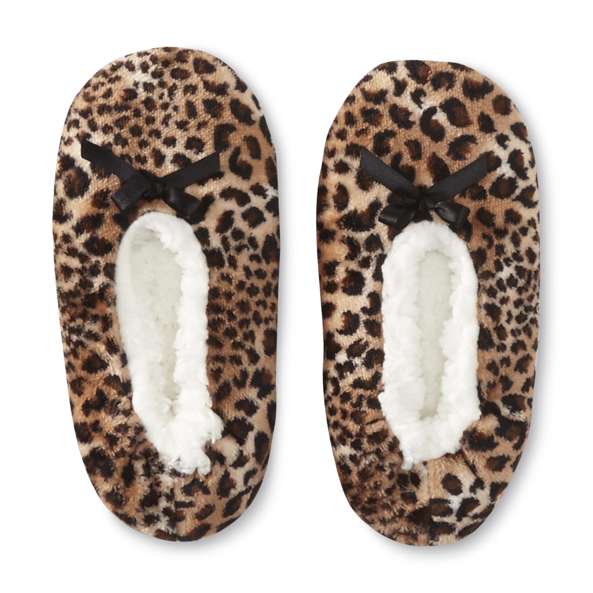 Joe Boxer Women's Leopard Fleece Slipper Socks
