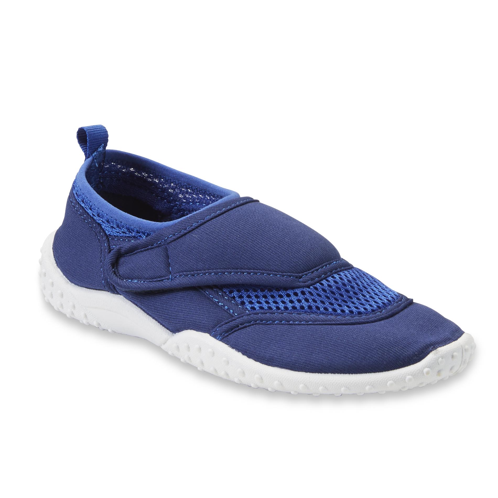 boys water shoes size 4