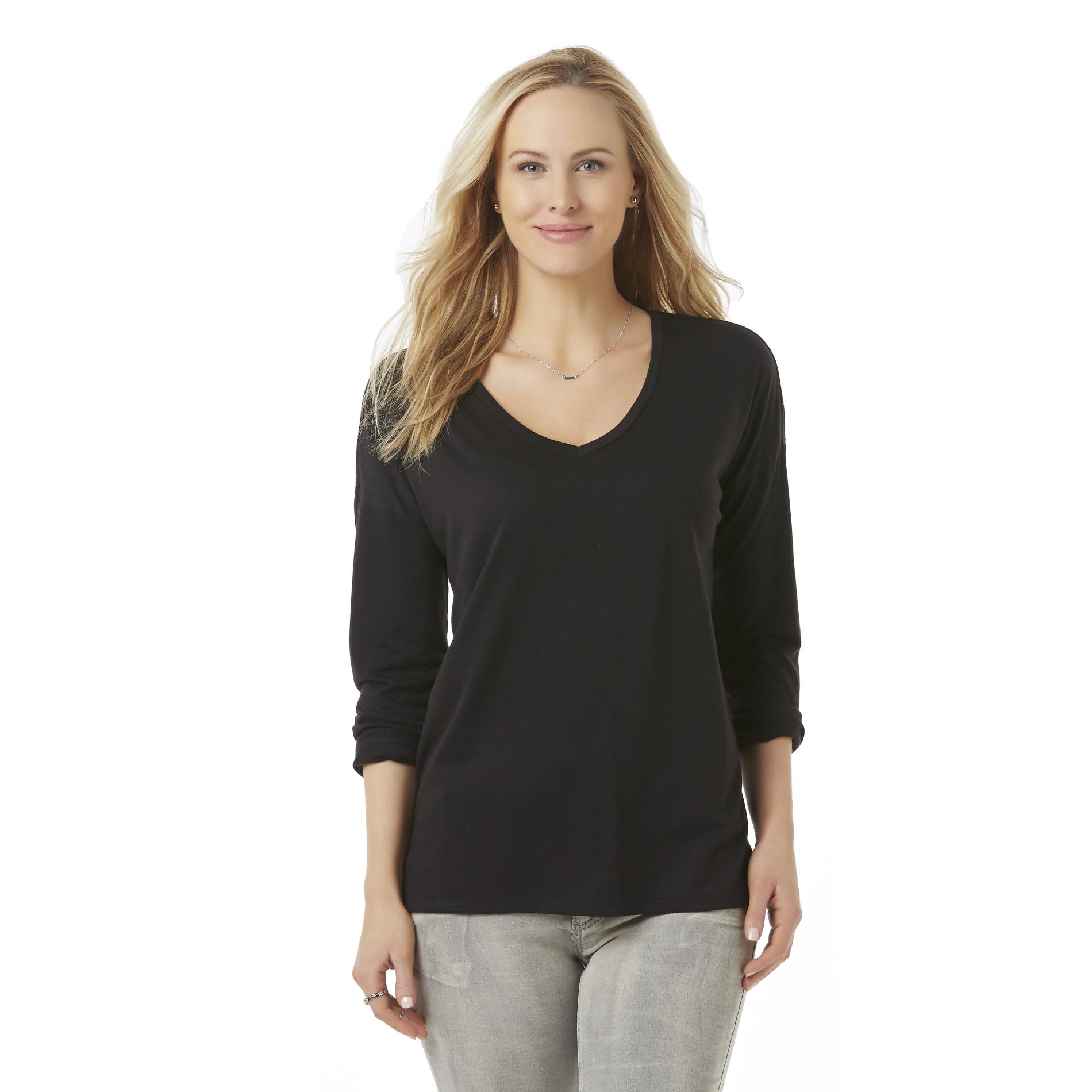 Simply Styled Women's V-Neck Top