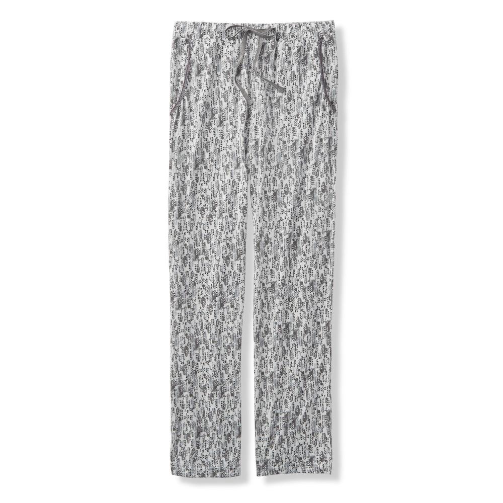 Simply Styled Women's Pajama Pants - Leaves
