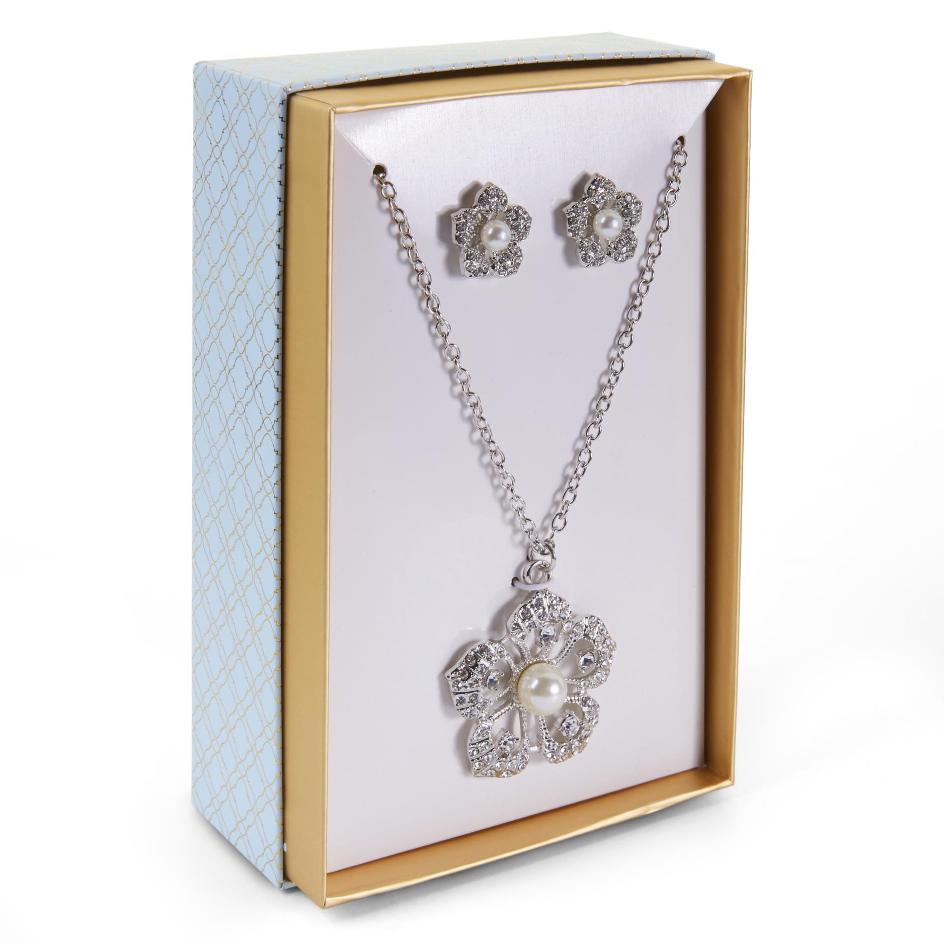 Jaclyn Smith Women's Silvertone Pendant Necklace & Stud Earrings Jaclyn Smith Women's Silvertone Pendant Necklace & Stud Earrings