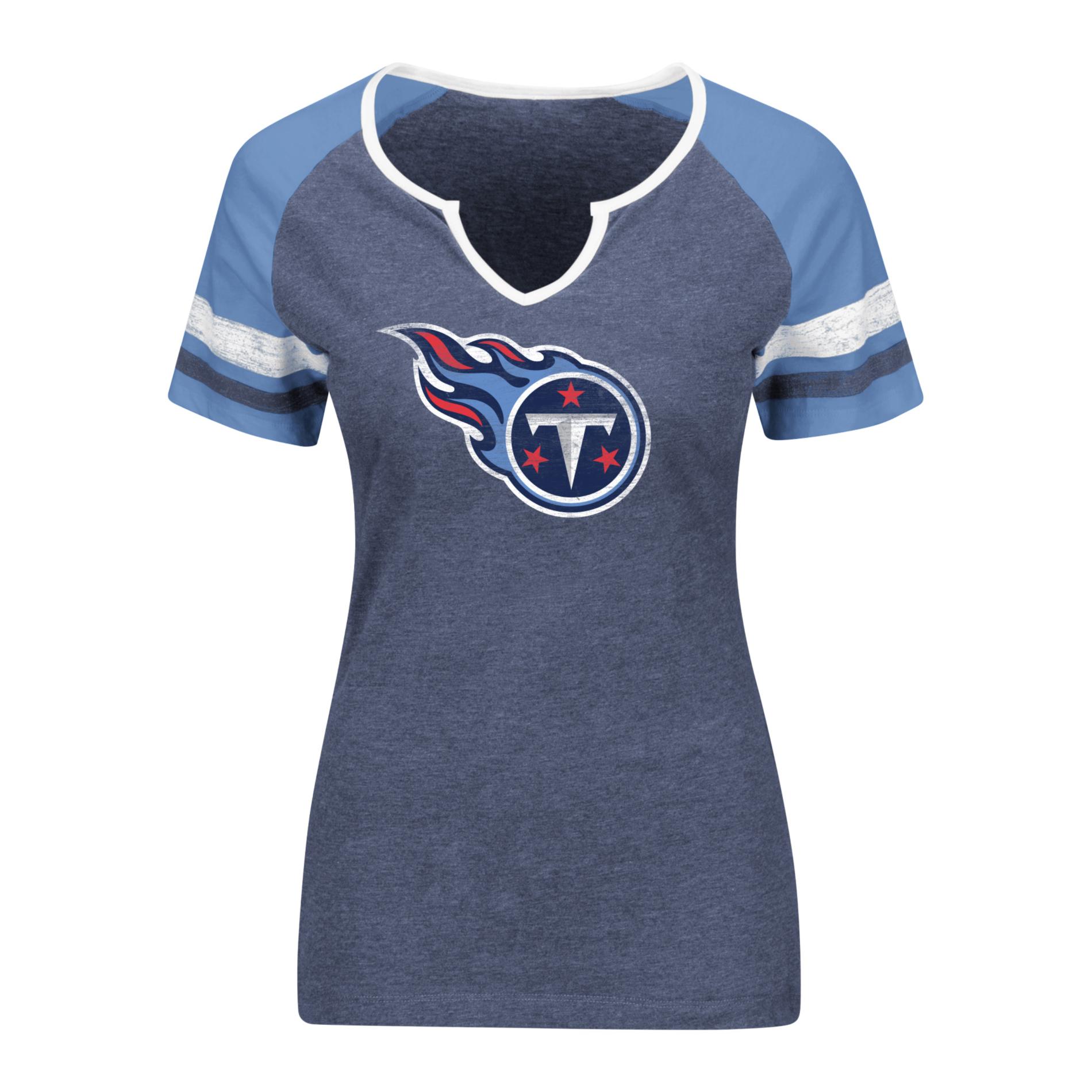 NFL Women's Notched Neck Graphic T-Shirt - Tennessee Titans