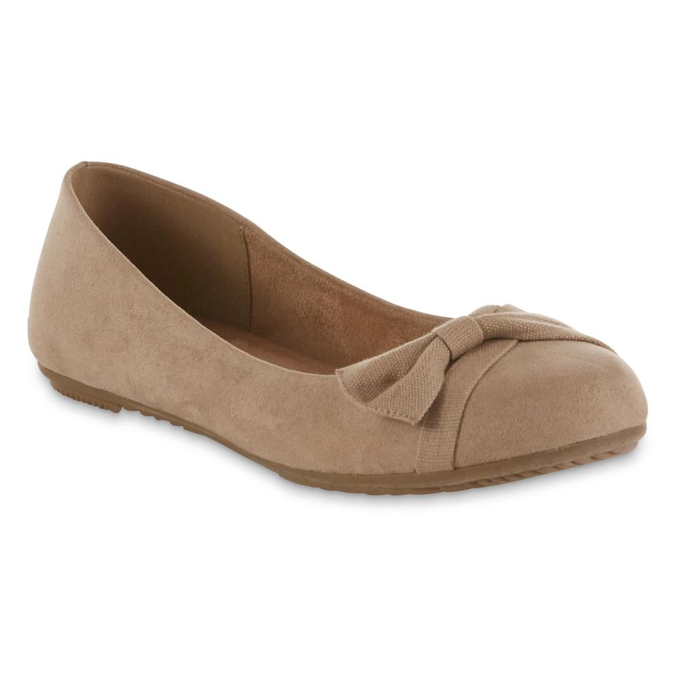 Basic Editions Women's Nadine Wide Ballet Flat - Taupe