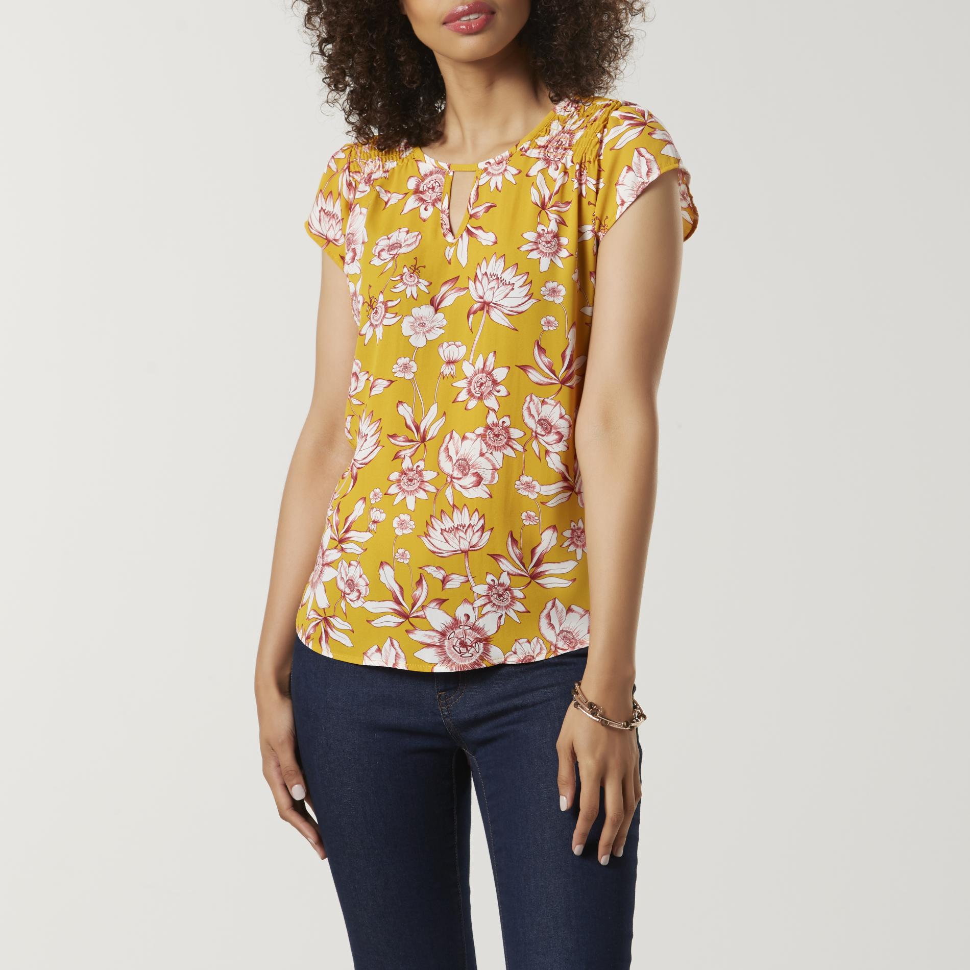 Simply Styled Women's Smocked Shoulder Top - Floral