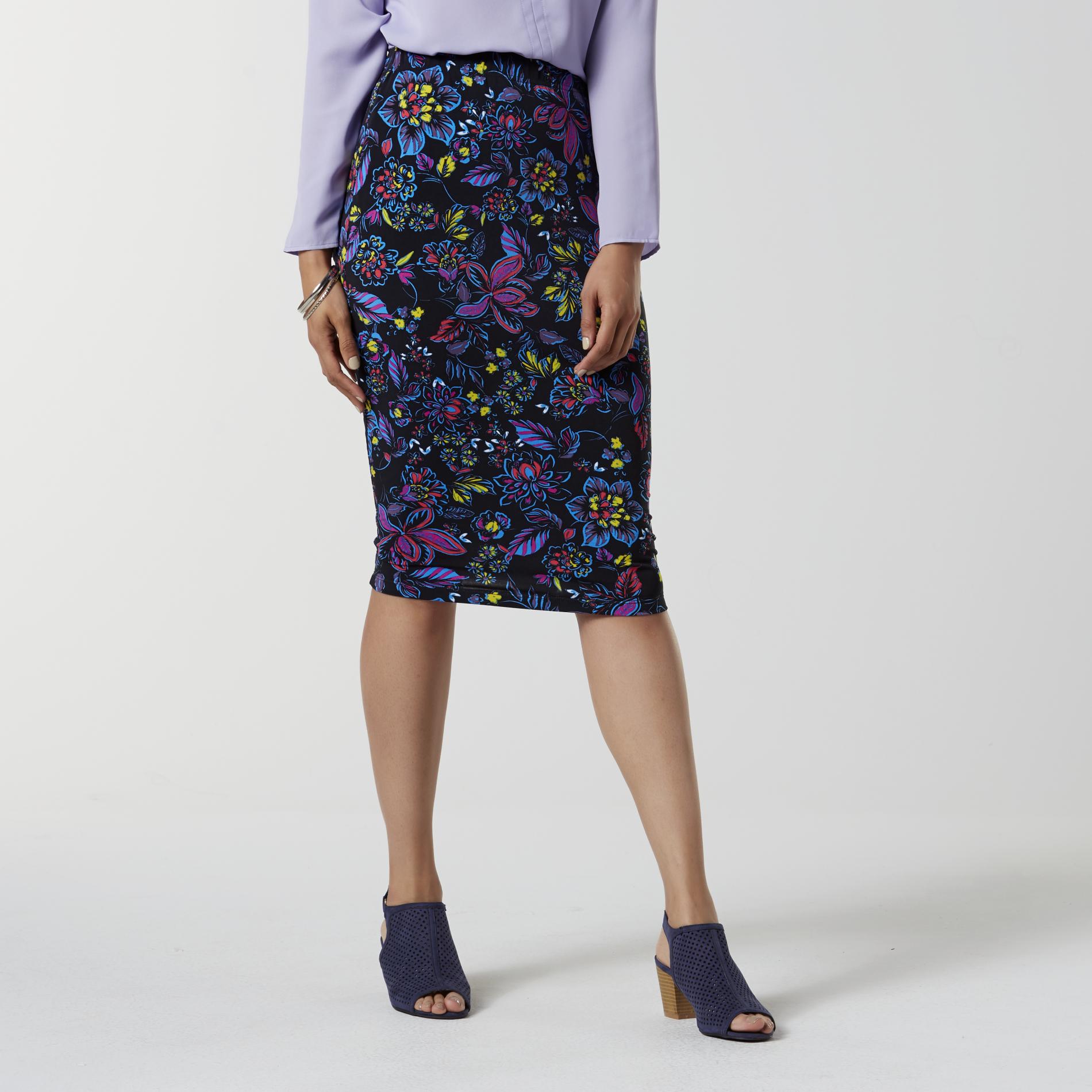 Attention Women's Pencil Skirt - Floral, Size: Medium, Black Black Attention Women's Pencil Skirt - Floral, Size: Medium, Black Black