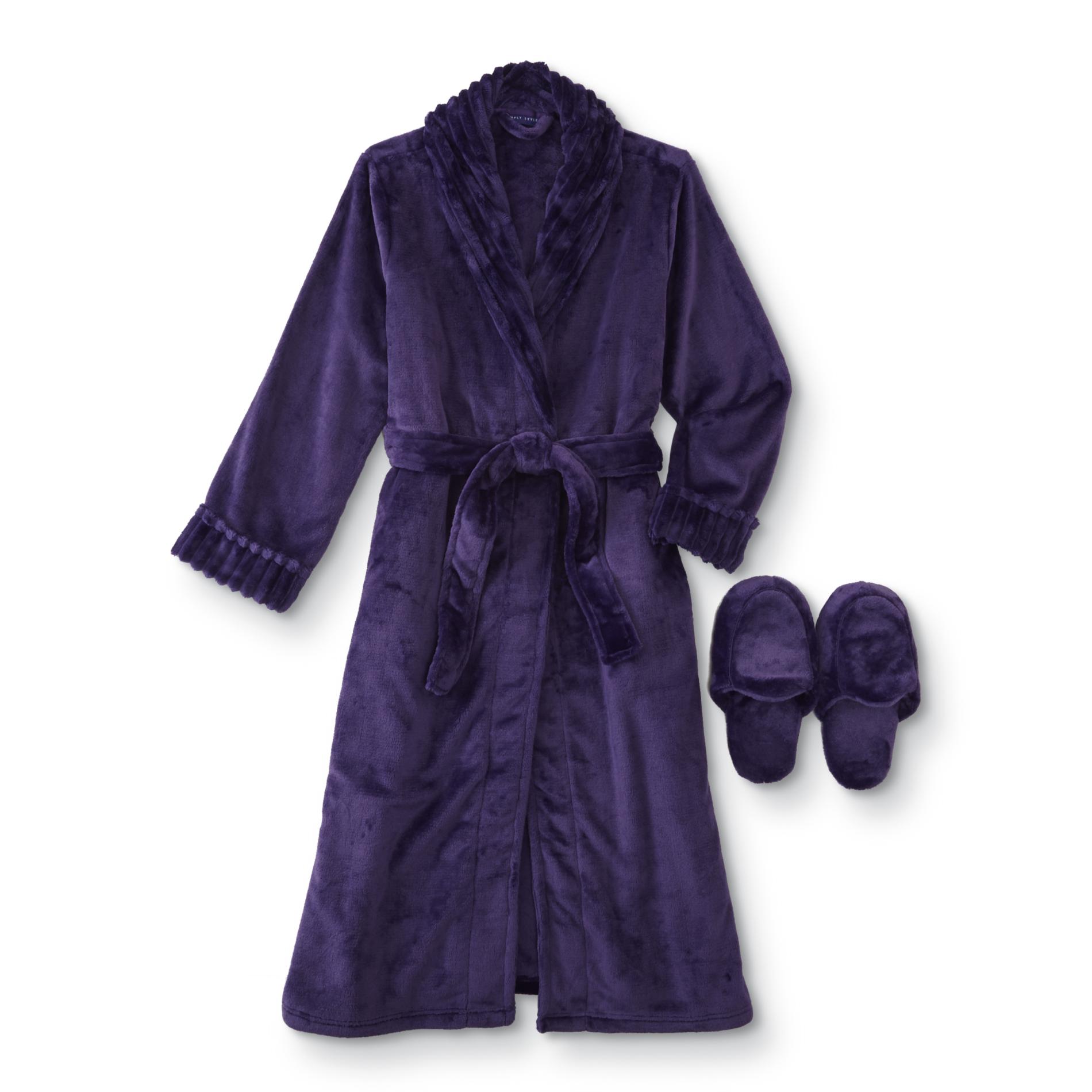 Simply Styled Women's Plush Robe & Slippers