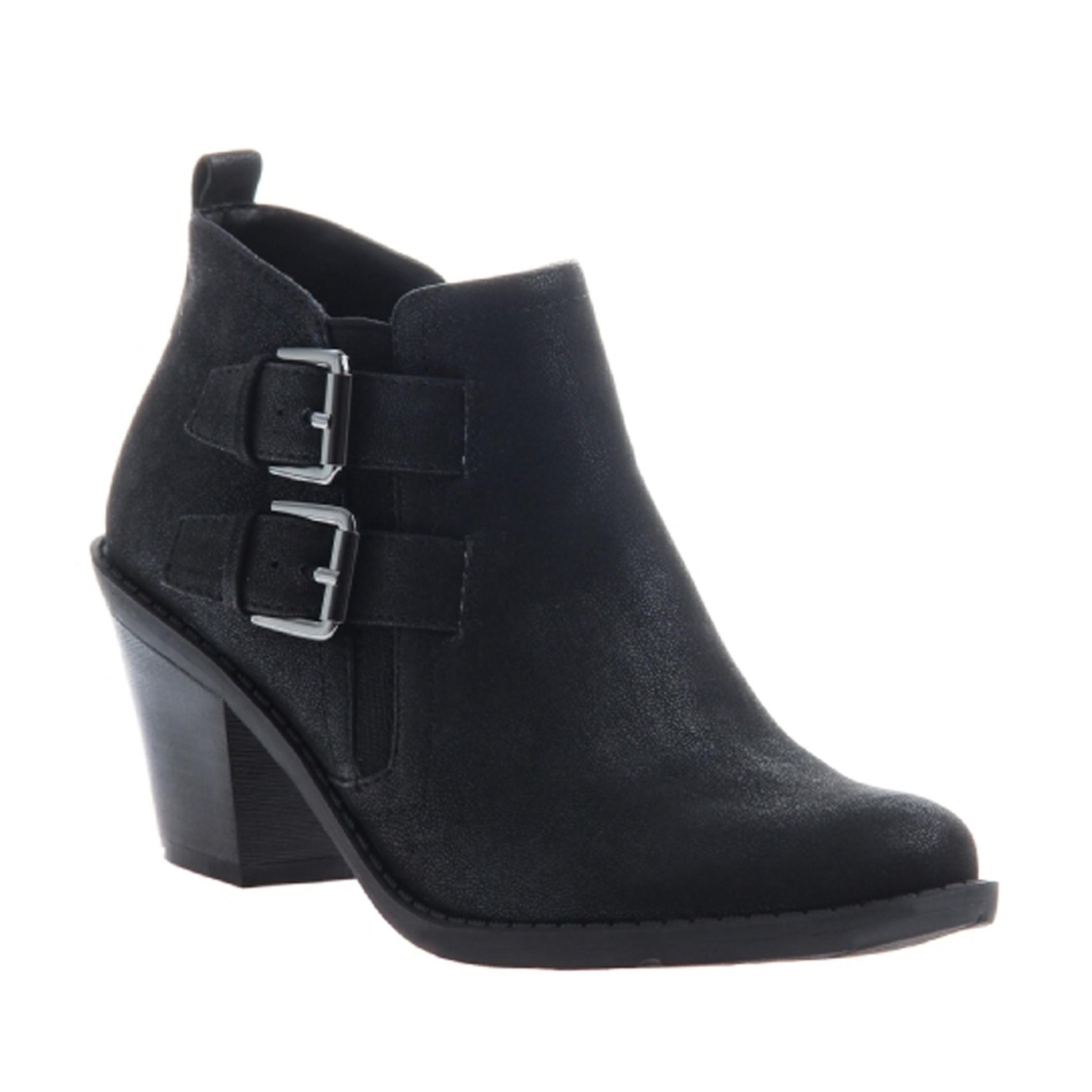 Madeline Women's Stylish Boot - Black