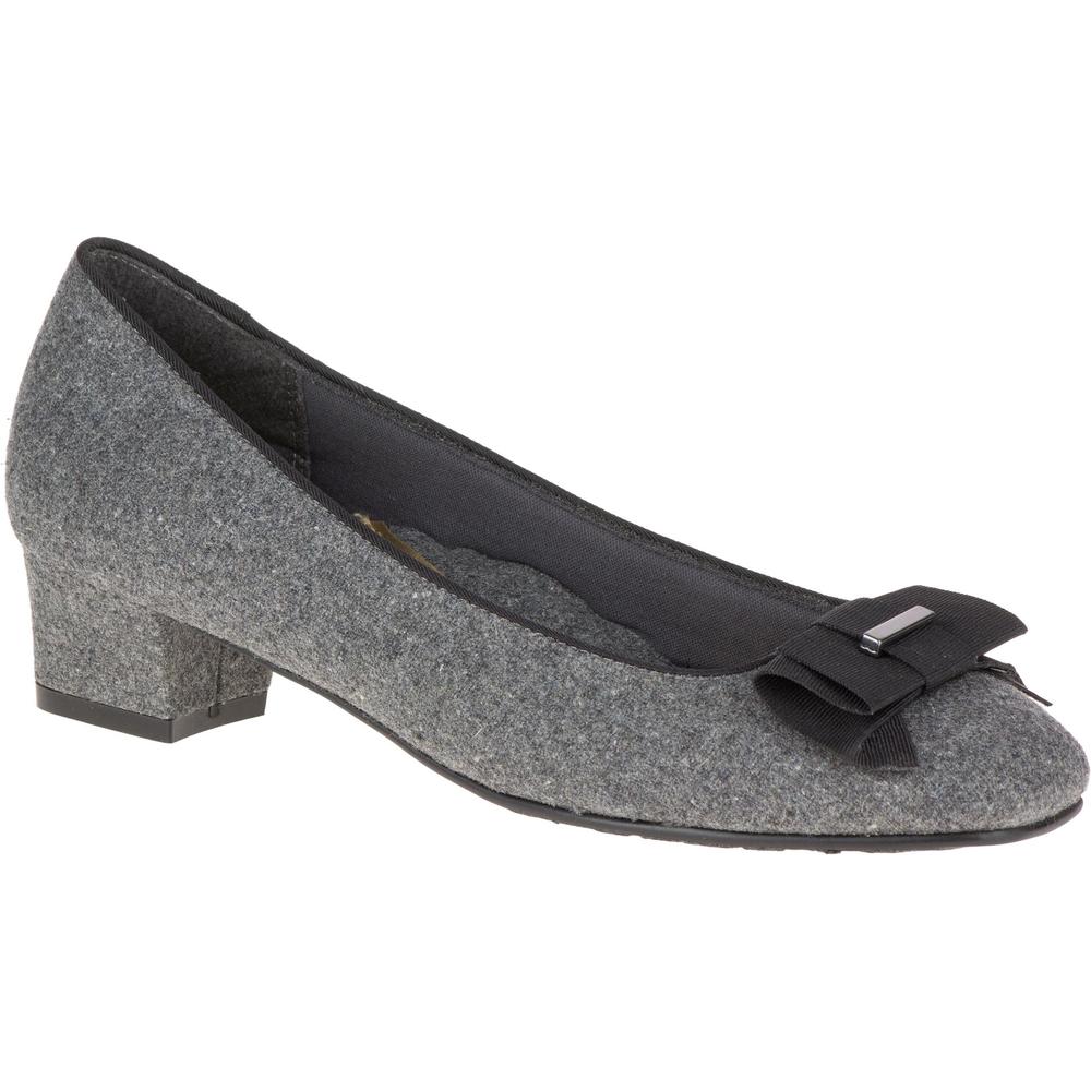 Soft Style by Hush Puppies Women's Sharyl Gray Comfort Pump - Wide Width Available
