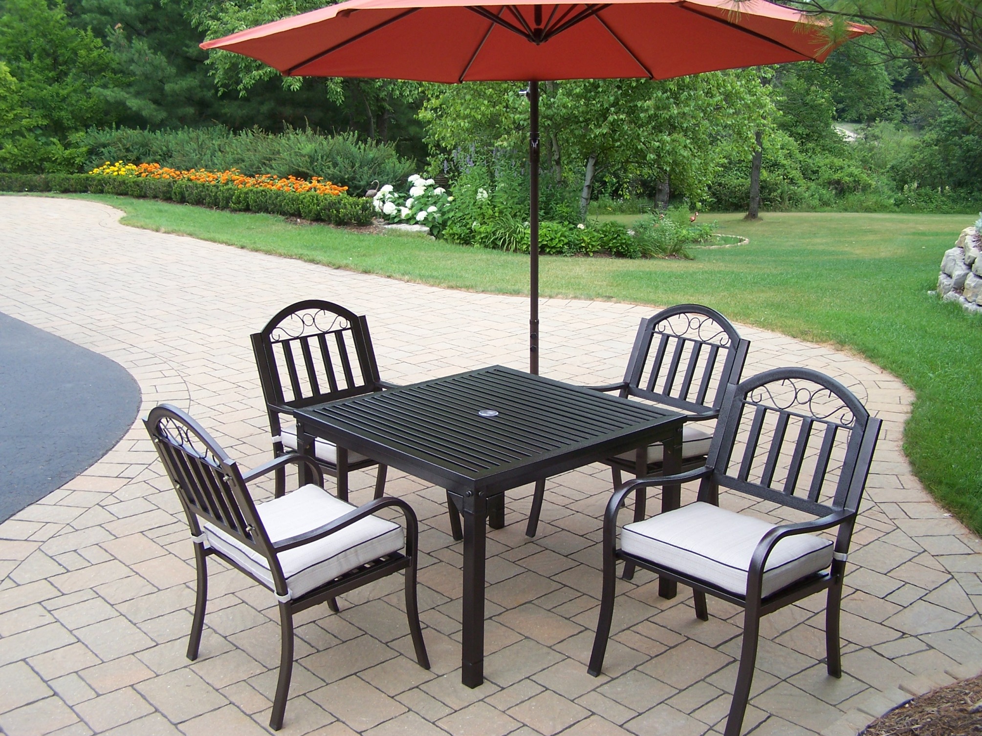 Oakland Living 6 Pc. Patio Dining Set w/ 40x40" Table, Cushioned Chairs, Cantilever Umbrella & Metal Base