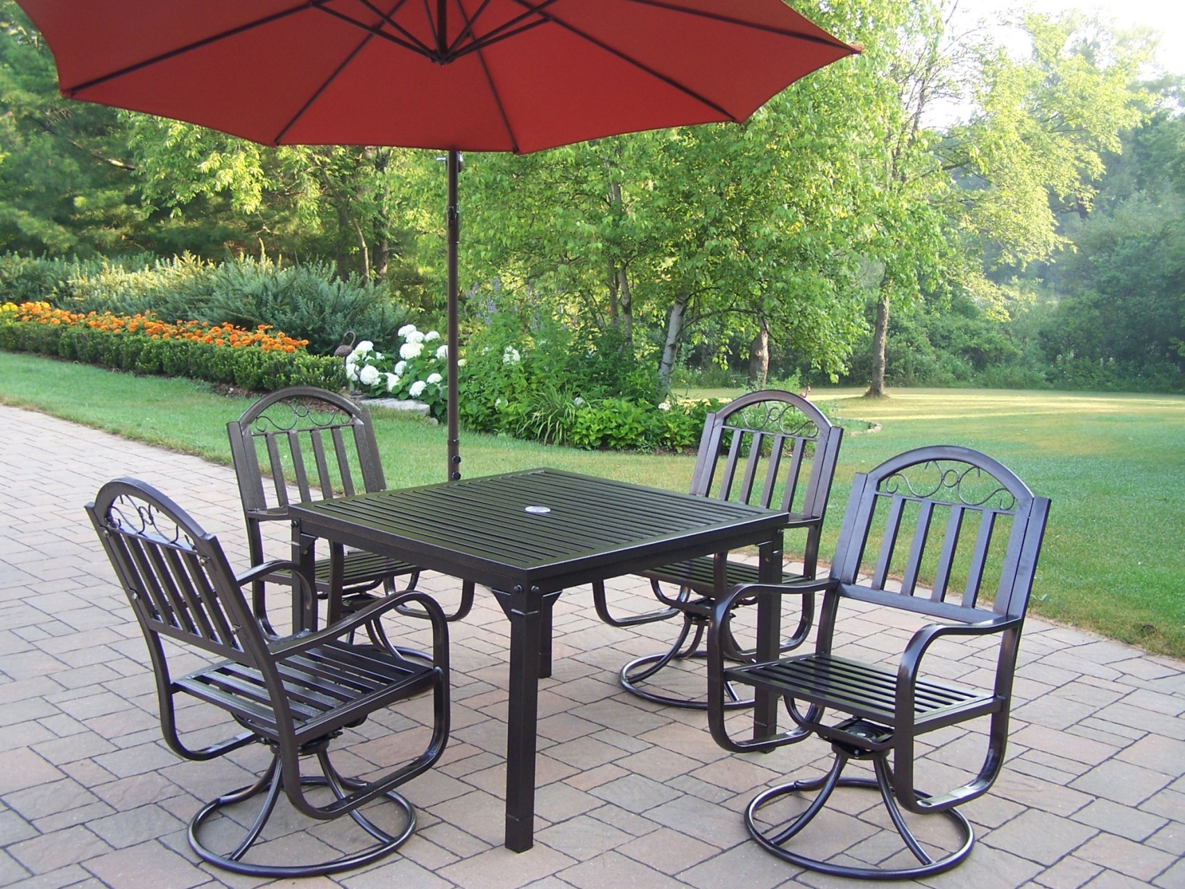Oakland Living 6 Pc. Swivel Patio Dining Set w/ 40x40" Table, Swivel Chairs, Cantilever Umbrella and Base