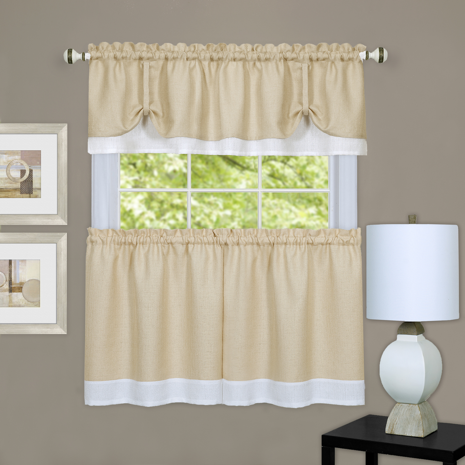 Achim Importing Co. Darcy Tier and Valance Set