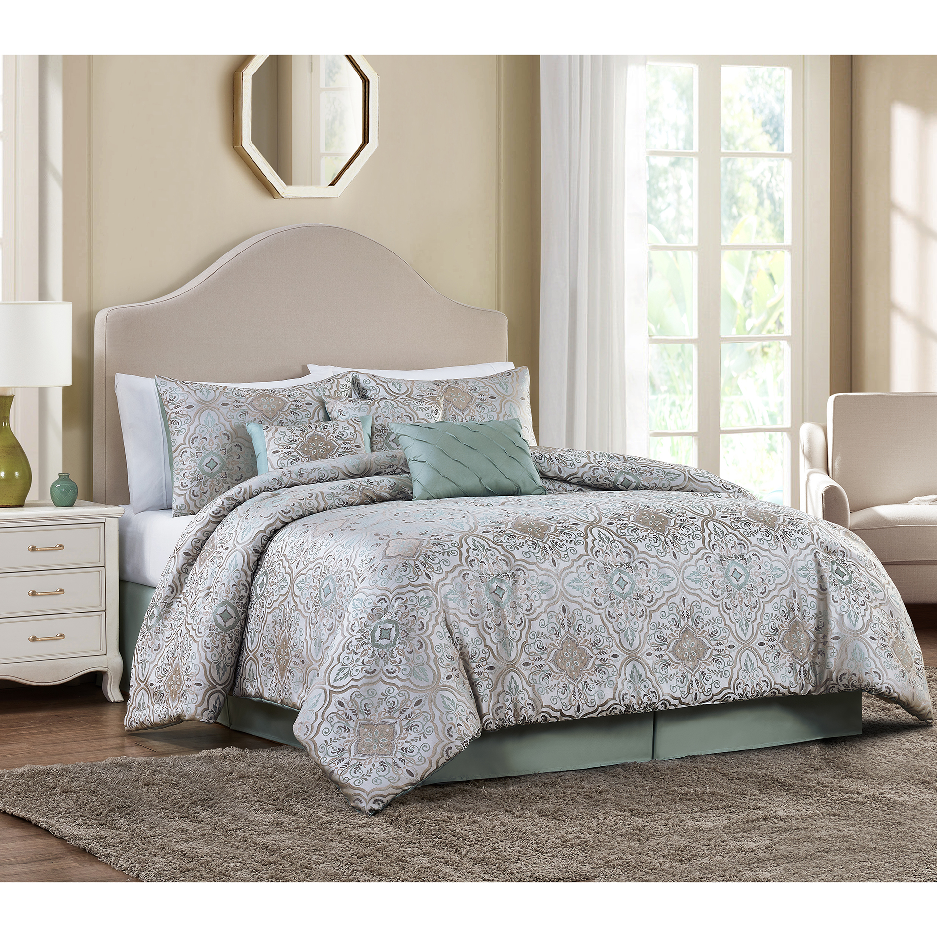 Essential Home 7-Piece Comforter Set &#8211;  Medallion