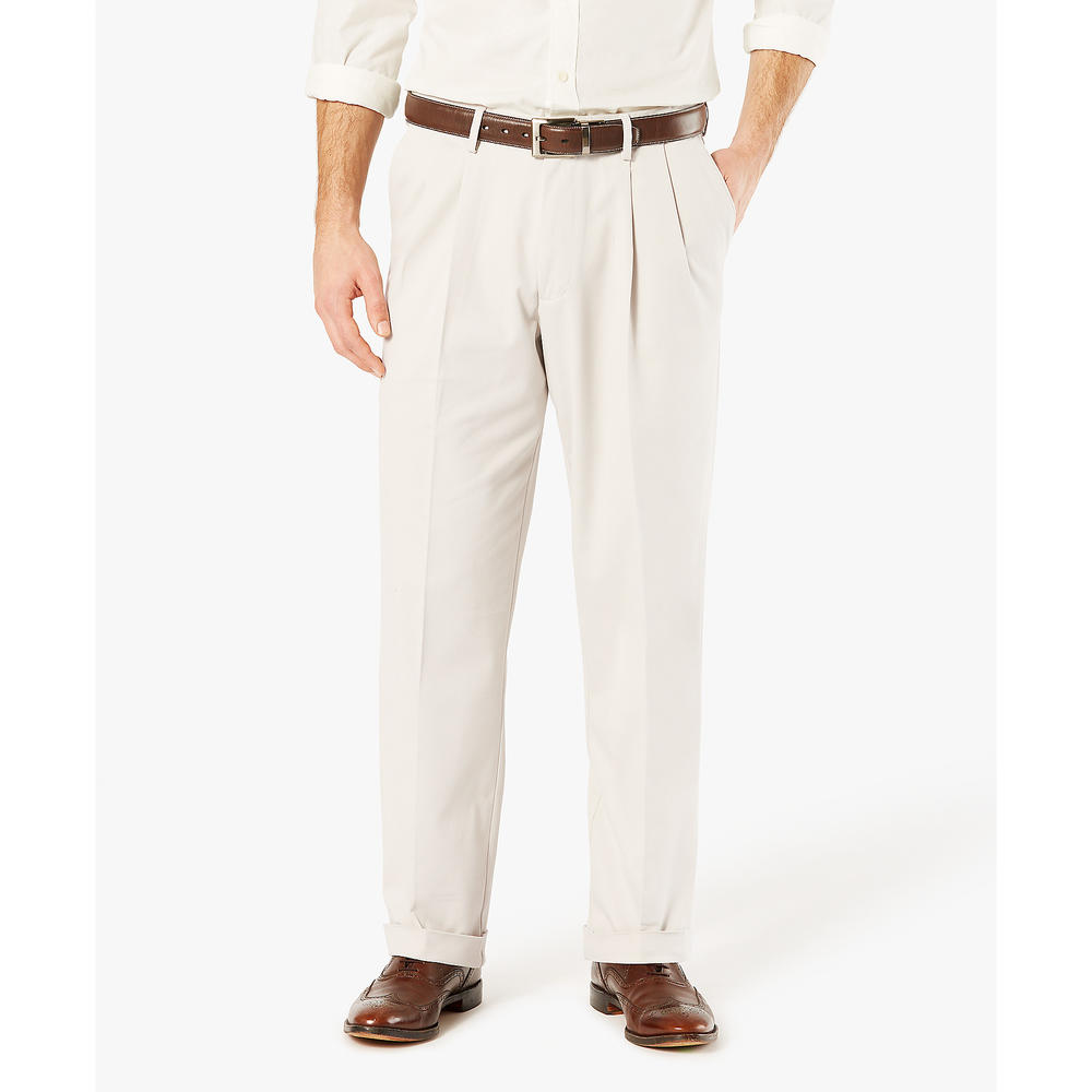 Dockers Men's Relaxed Fit Comfort Khaki Cuffed Pants - Pleated D4