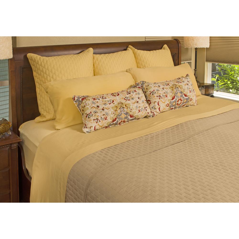 BedVoyage Rayon from Bamboo Quilted Coverlet