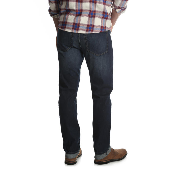 Wrangler Men’s Tapered Fit Jeans