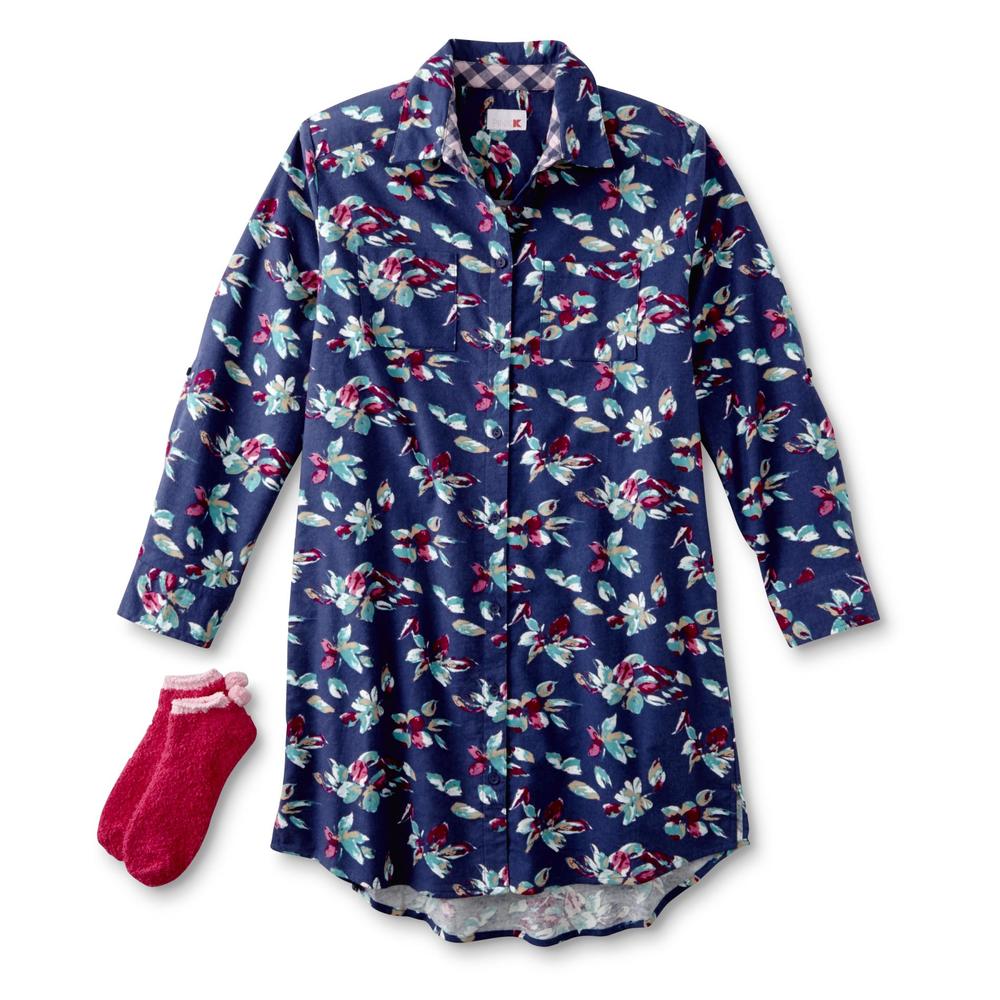 Pink K Women's Plus Flannel Sleep Shirt & Slipper Socks Set - Floral