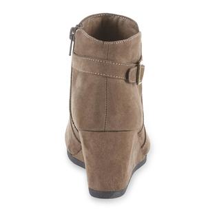 attention wedge booties